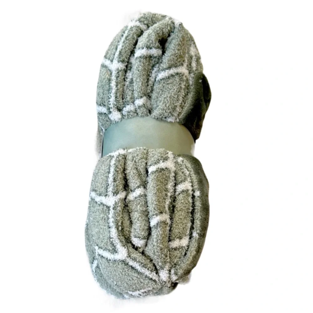 Berkshire Heirloom Collection Oversized Throw 60”x70”